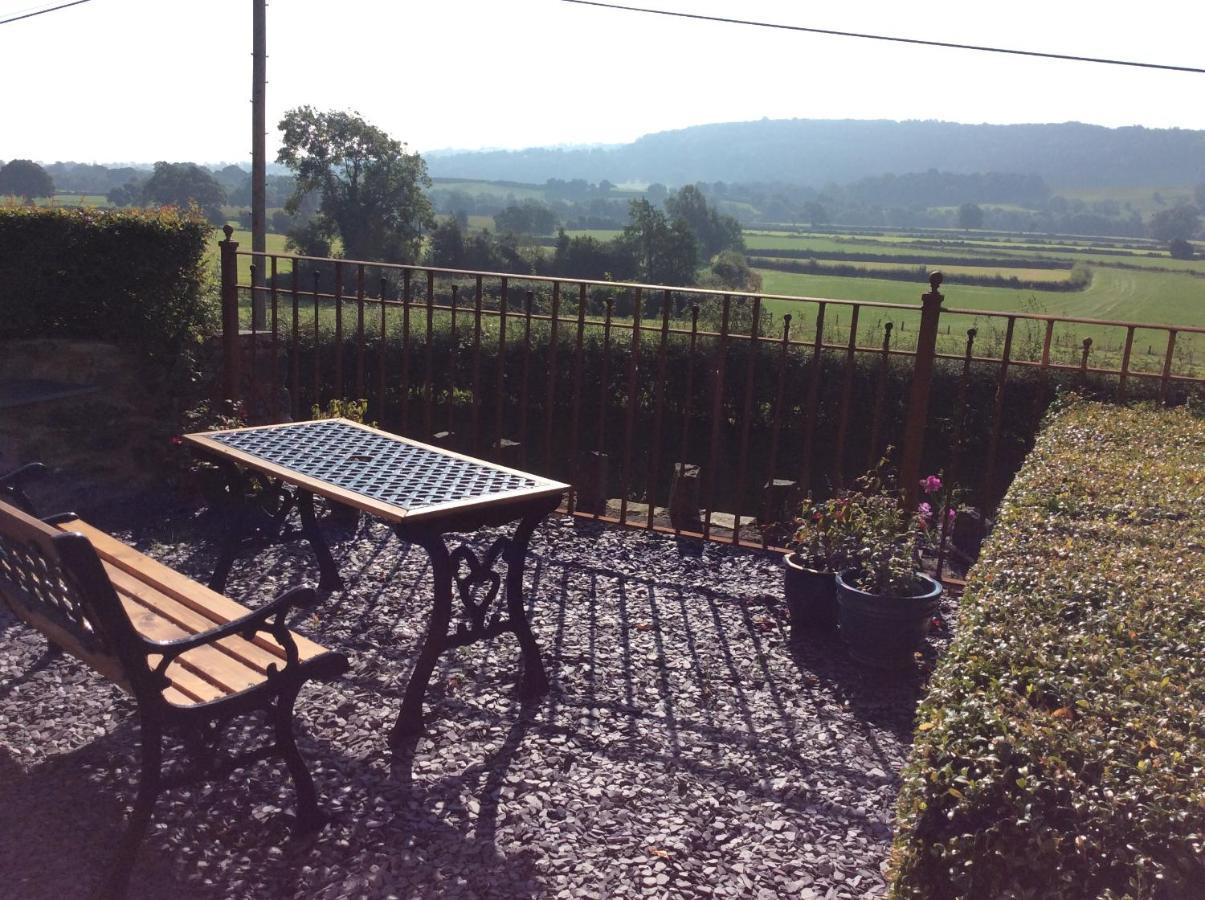 Tan Y Graig Bed & Breakfast Meifod Exterior photo